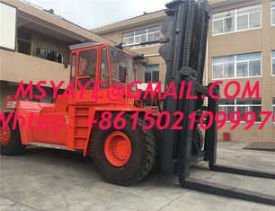 Carretilla elevadora usada de Kalmar de la carretilla elevadora 42 toneladas con la bifurcación y el cambio lateral en venta