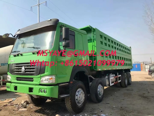 SINOTRUK 8*4 Vehículo de movimiento de tierra hecho para una experiencia de movimiento de tierra automático manual sin problemas