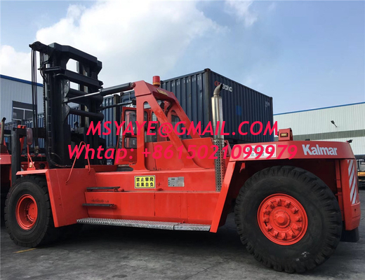Carretilla elevadora usada de Kalmar de la carretilla elevadora 42 toneladas con la bifurcación y el cambio lateral en venta